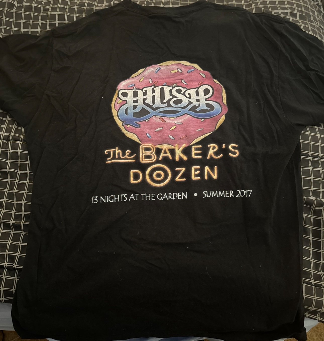 Phish—RARE Unworn Baker’s Dozen 2017 Alice In Wonderland Shirt