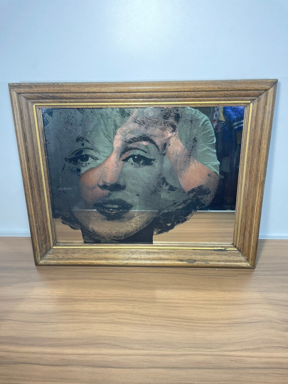 Vintage Marilyn Monroe 14” x 11”Wood Framed Mirror Rare Clean!.   Awesome piece