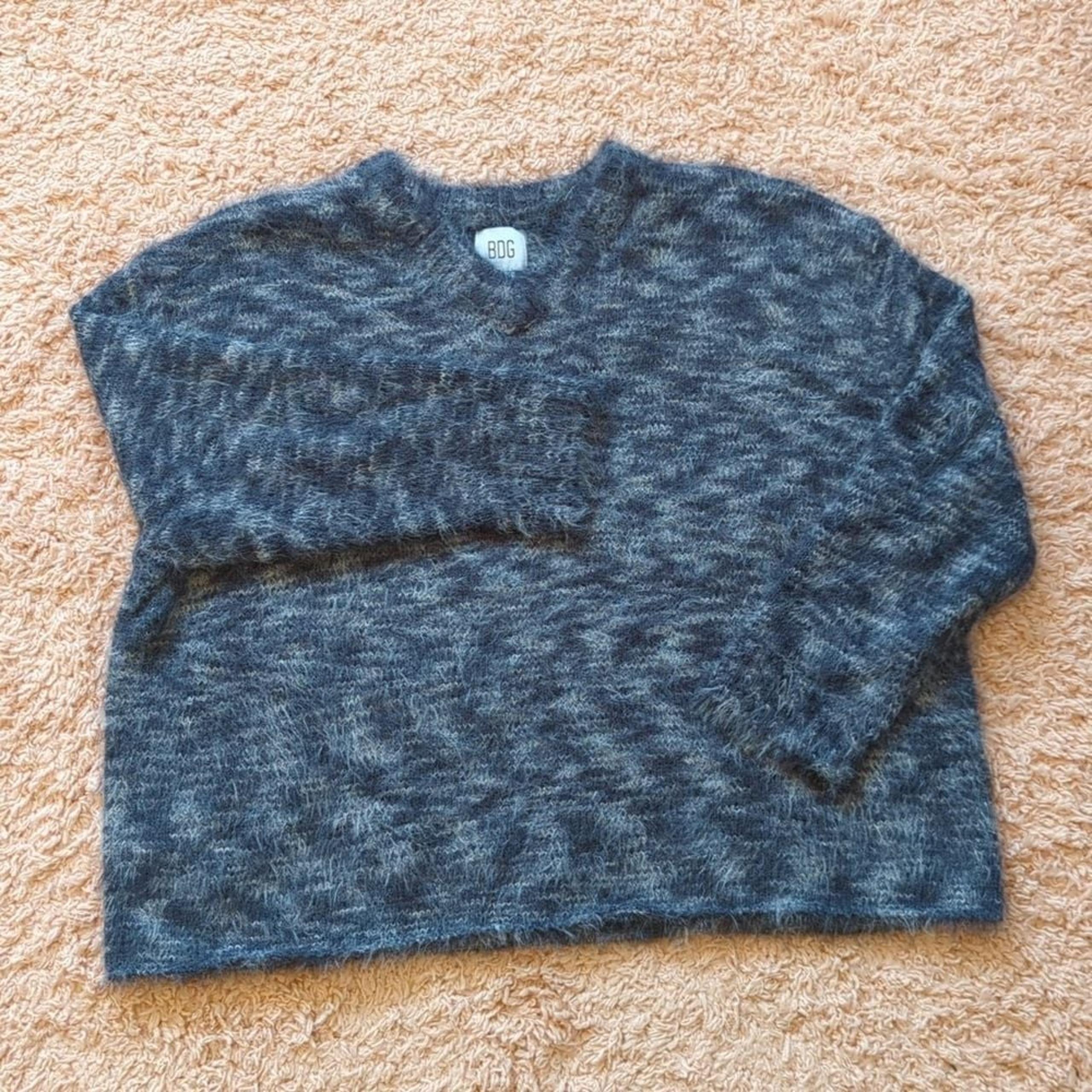 BDG Blue Fuzzy V Neck Oversized Sweater XS