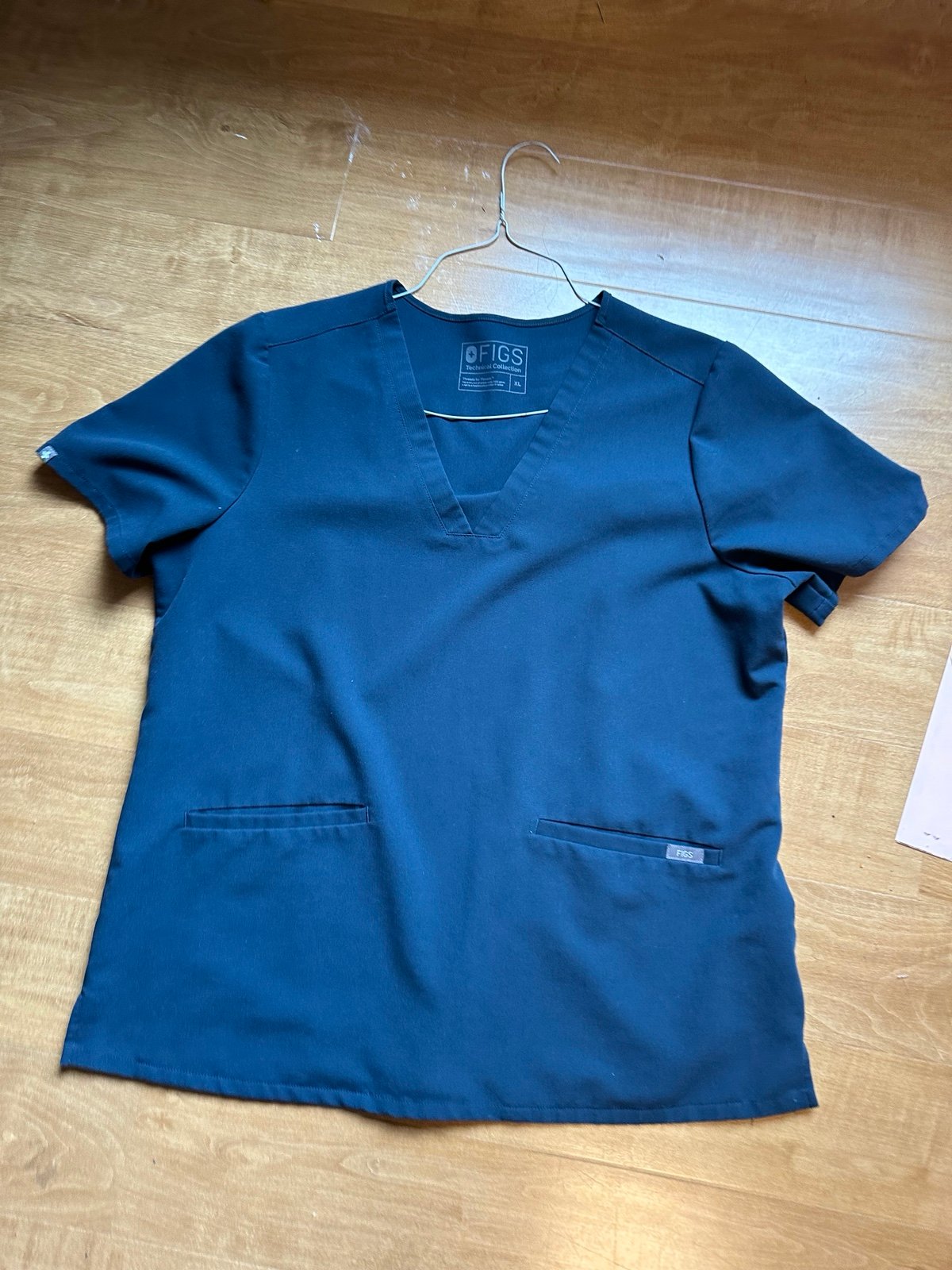 Figs Technical Collection Size XL Scrub Top