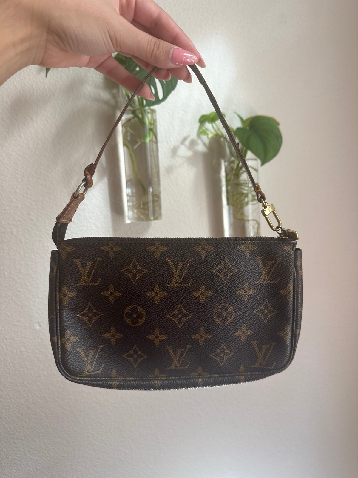Authentic Vintage Louis Vuitton Pochette