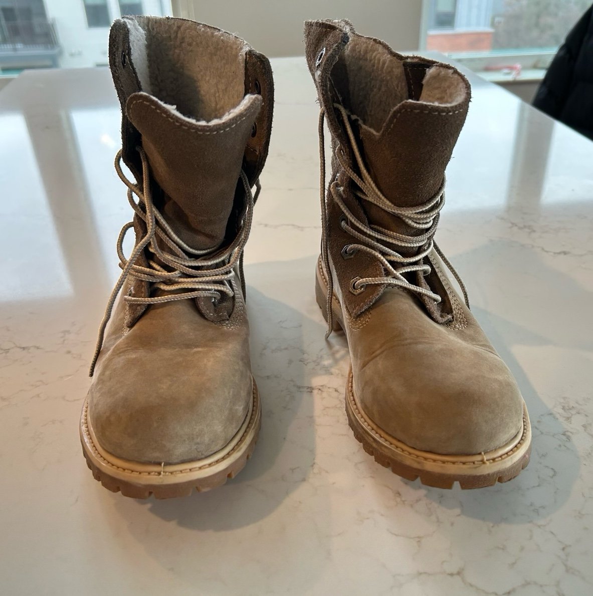 Rare Timberland Kids Waterproof Boots – Soft, Cozy, Like New!