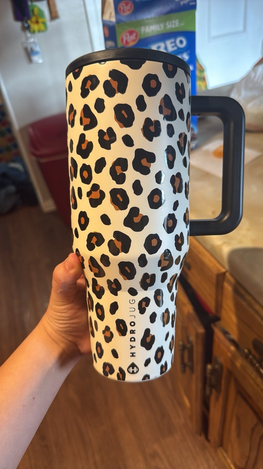 Minky couture 40 oz HydroJug