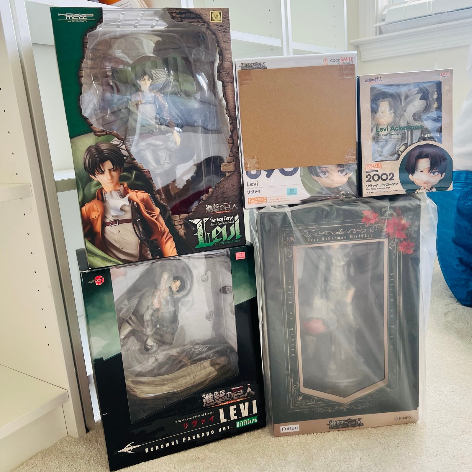 Anime Attack on Titan Levi Ackerman Official Figure Set - 3 Scale Figures only
