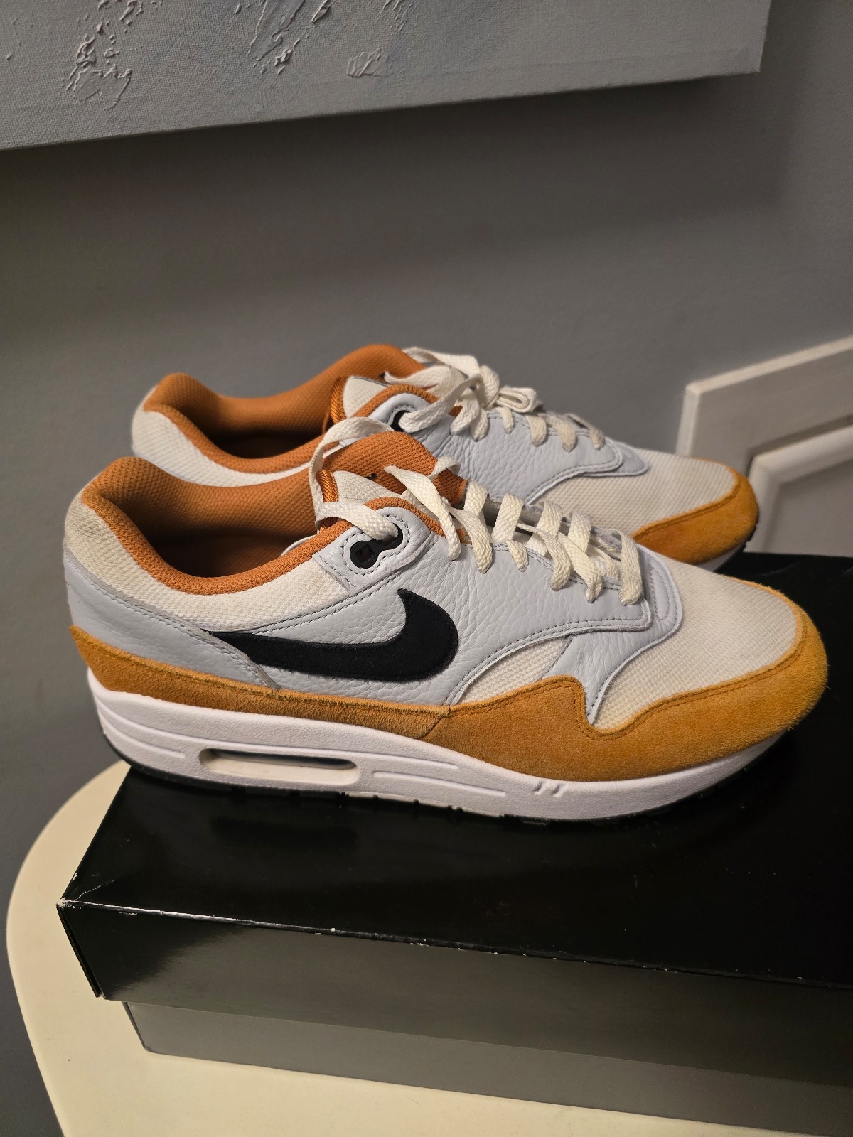 Nike Air Max 1 Classic Orange Monarch FN6952-101 Men's Sneakers  Size 11