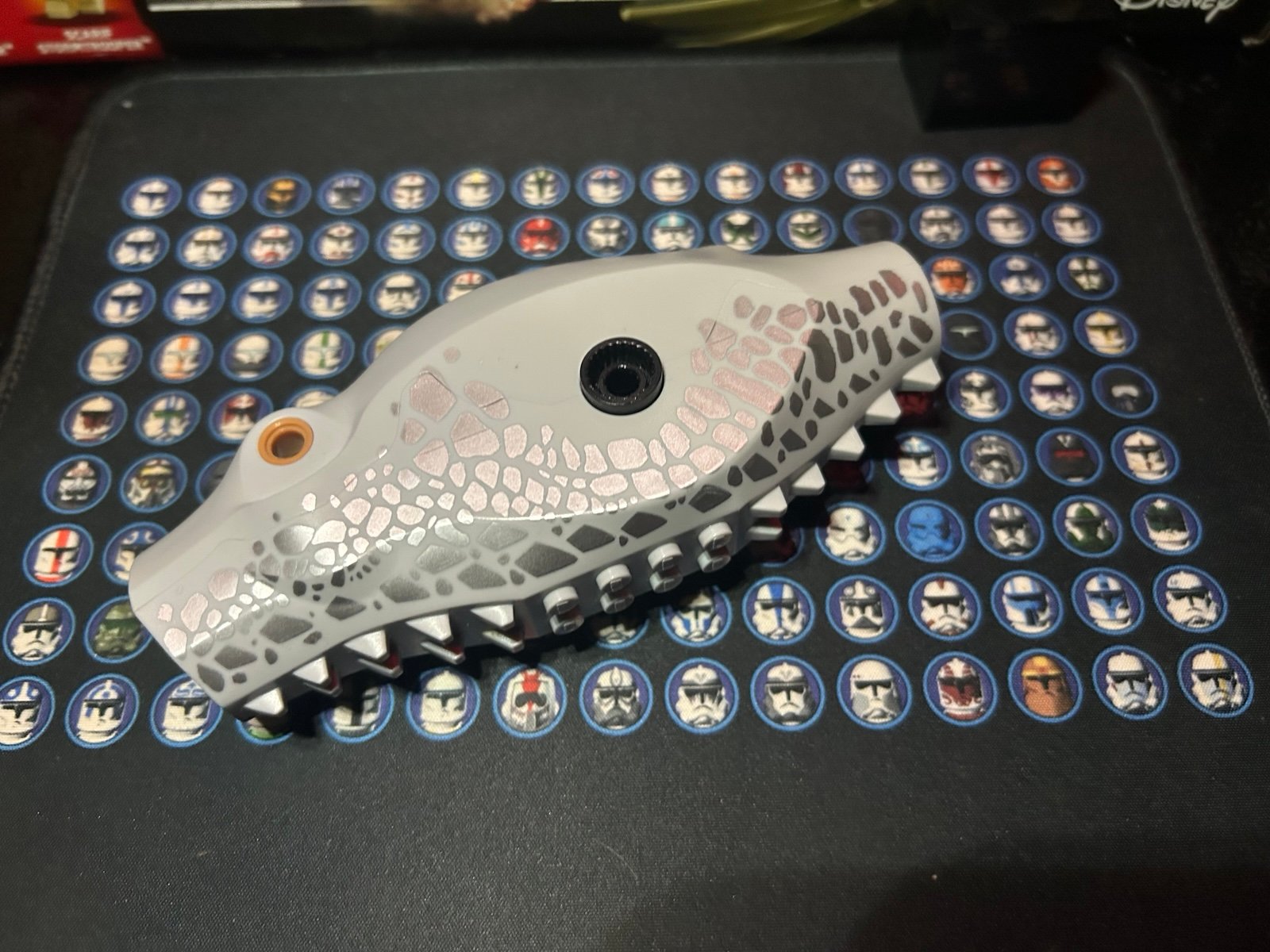 Lego indominus Rex Body (grey/silver)