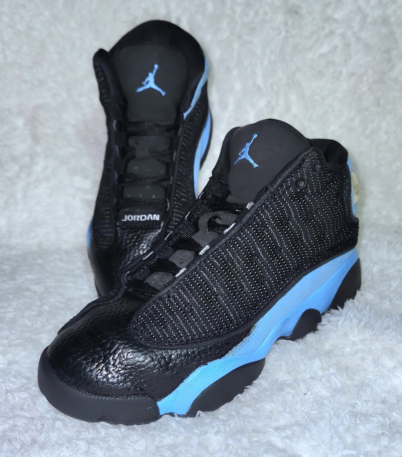 JORDAN RETRO 13 “HYPER ROYAL” Boys Sz. 1Y