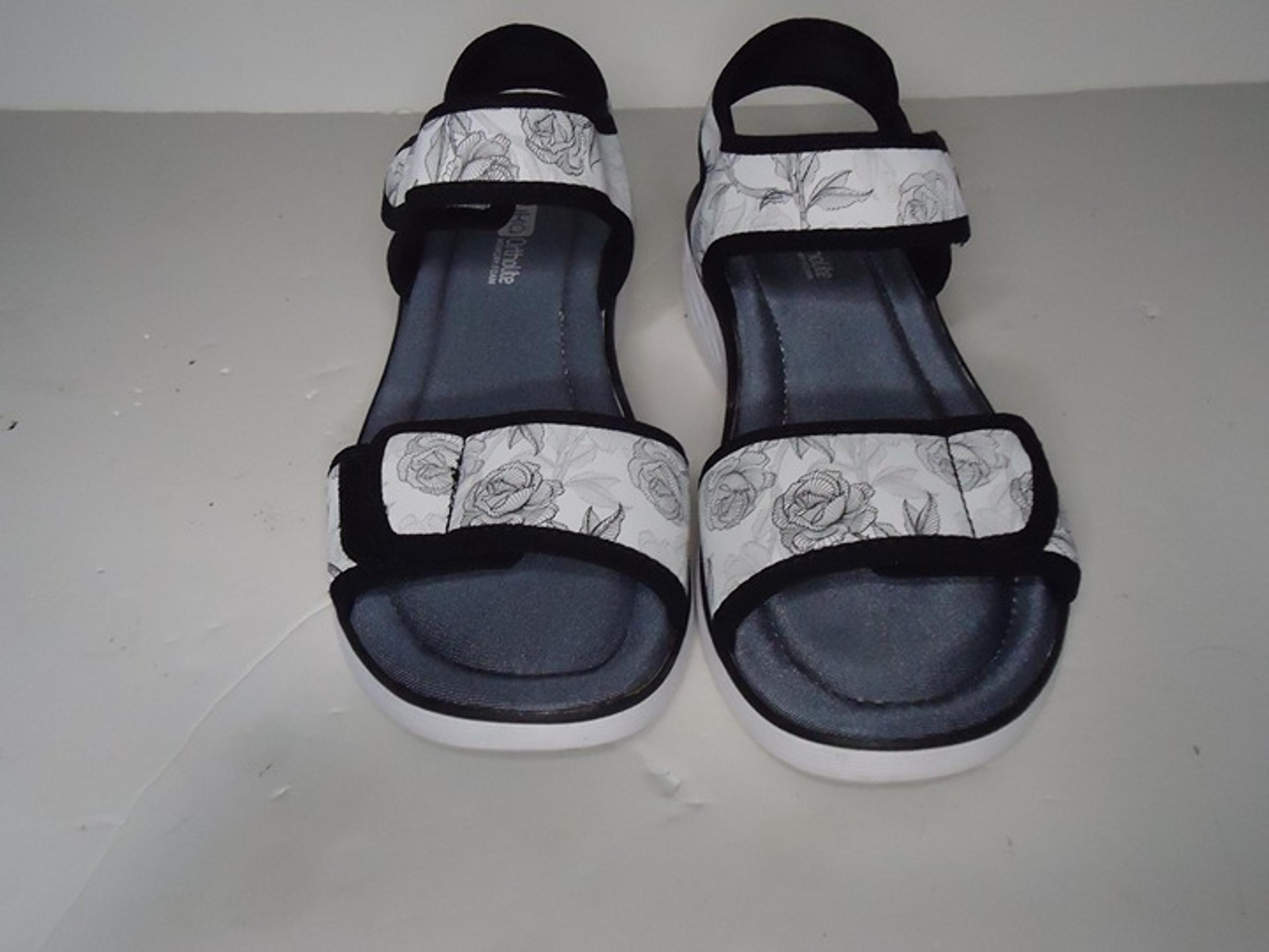 RYKA-Nora Wedge Sport Sandals Neoprene Hook & loop Strap Closures 6.5M Ortholite
