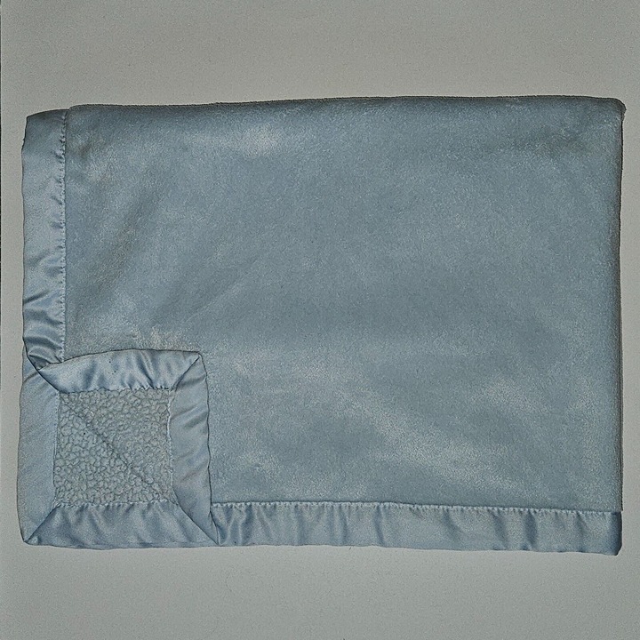 Koala Baby 2013 Solid Light Blue Baby Blanket SOFT Fleece Satin Trim 29x39