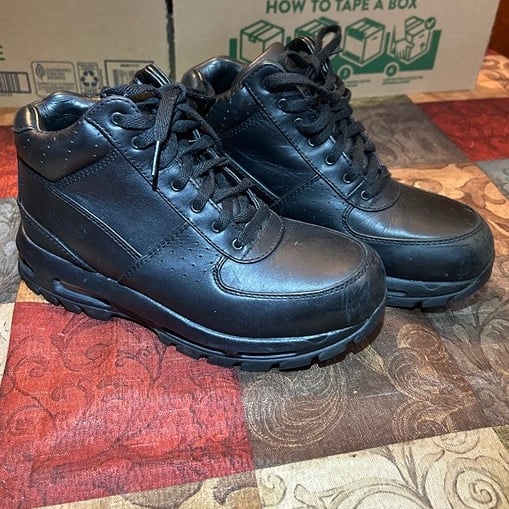 Nike Air Max Goadome ACG Boot Triple Black Mens Size 8  #865031-009