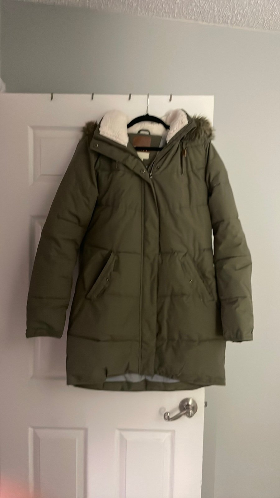 Roxy snow jacket size large