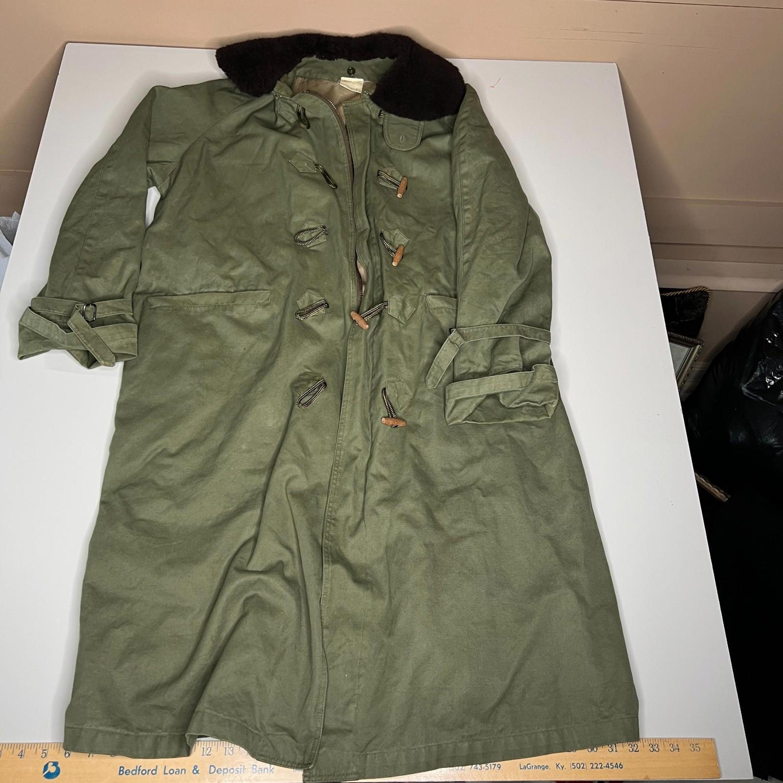 Vintage Italian Military Overcoat Army Parka Size 2 (L) Green w/ Toggle Closure