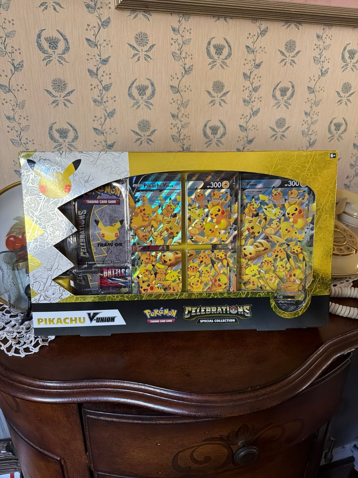 Pokemon Pikachu V-Union Celebrations Special Collection