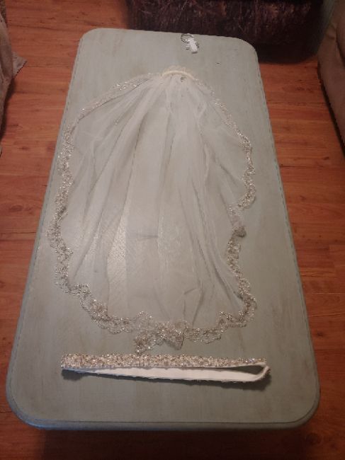 Wedding veil and belt