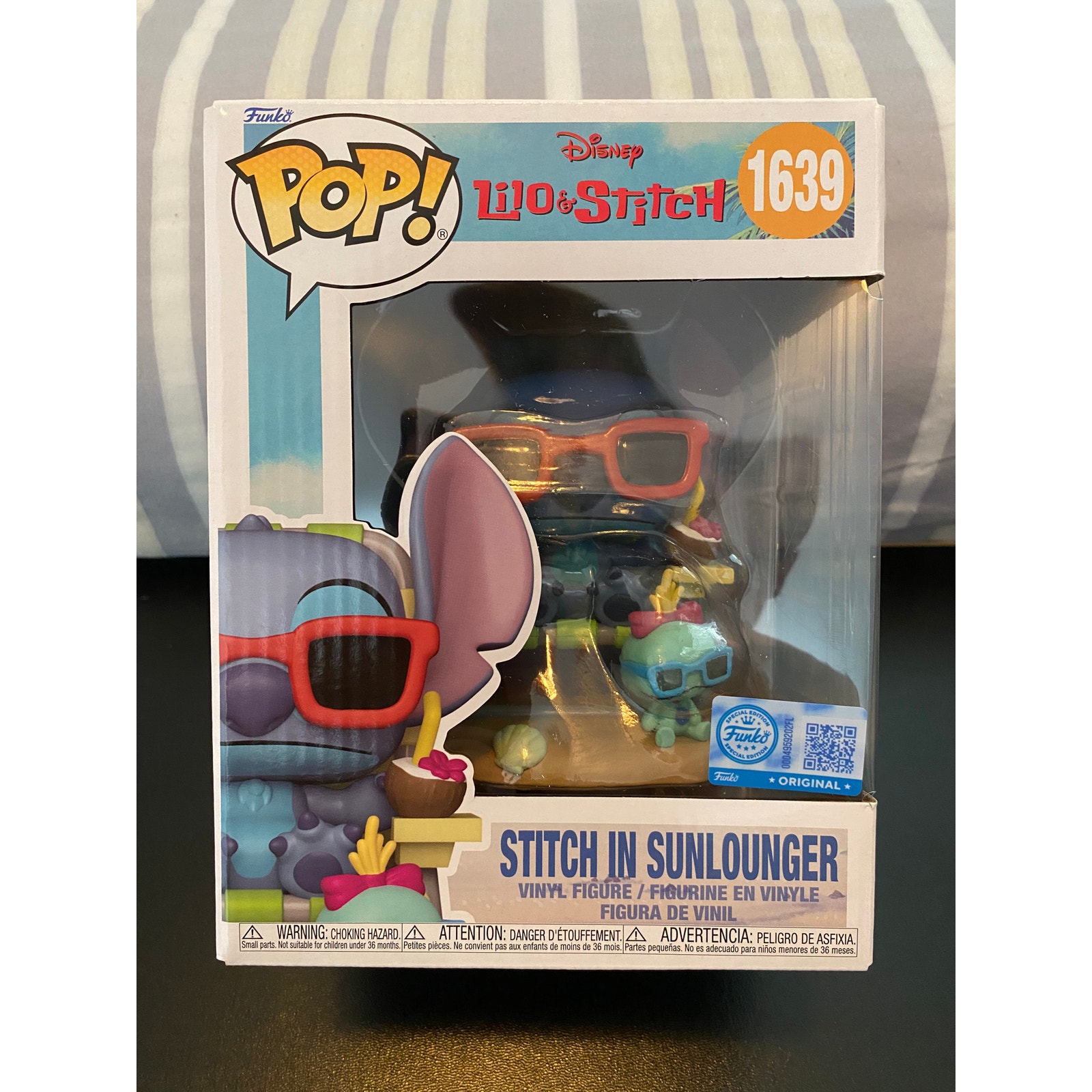 Funko Pop Disney:  Lilo & Stitch - Stitch In Sunlounger