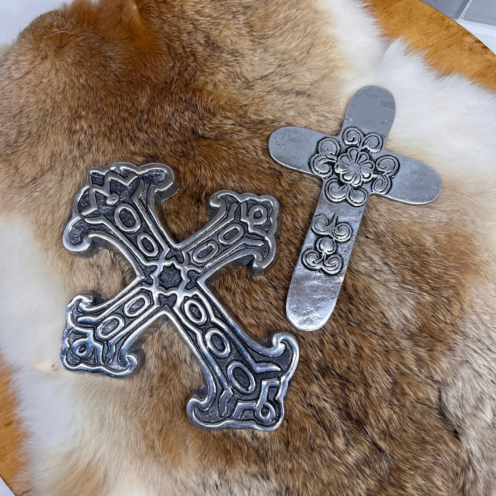 Mexican Wall Cross Pewter Metal Spanish Decor, Rustic Patio Wall Hanging 2 pcs