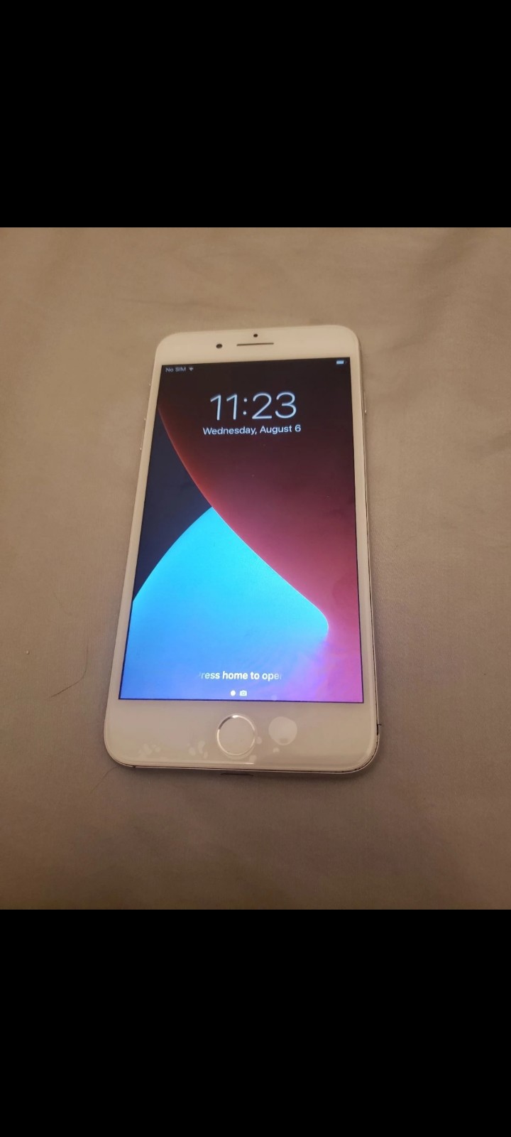 IPHONE 7 PLUS SILVER(UNLOCKED) 128 GB