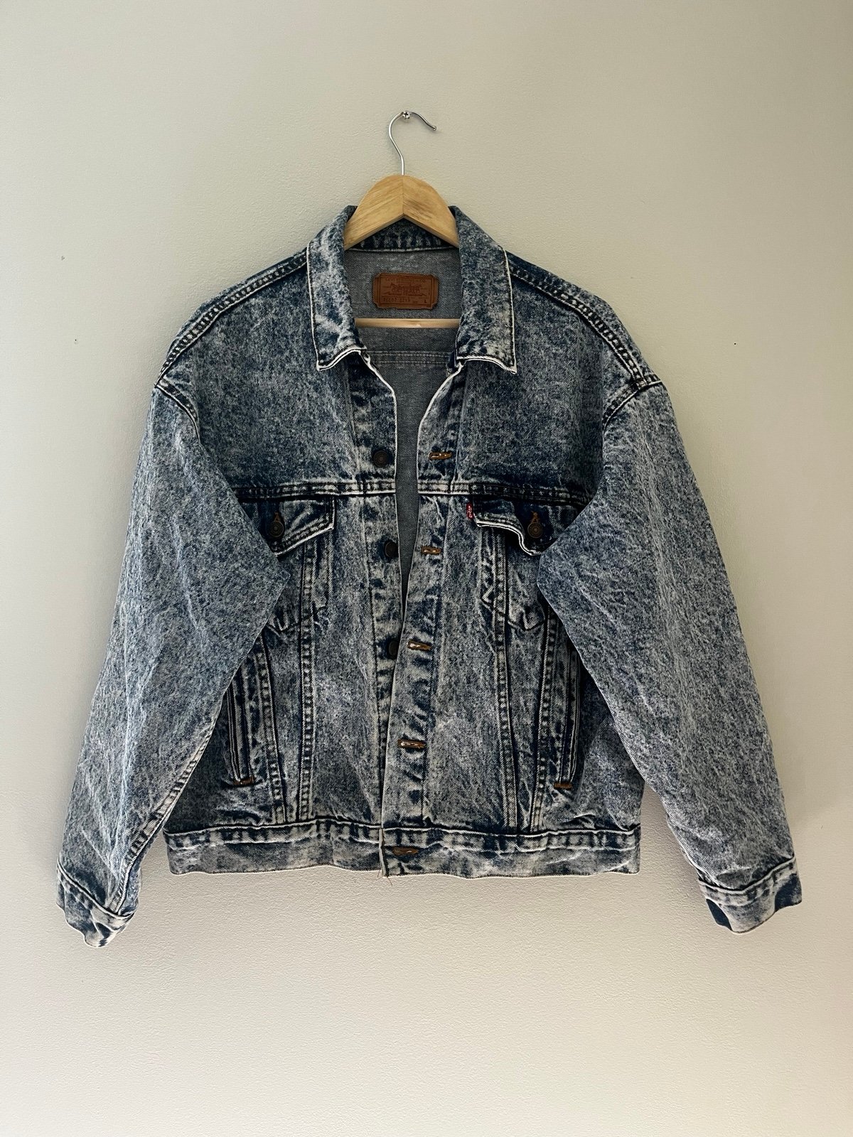 Vintage 1980s Levi's Acid Wash Denim 70507-0219 Made in USA. Size Large Jacket