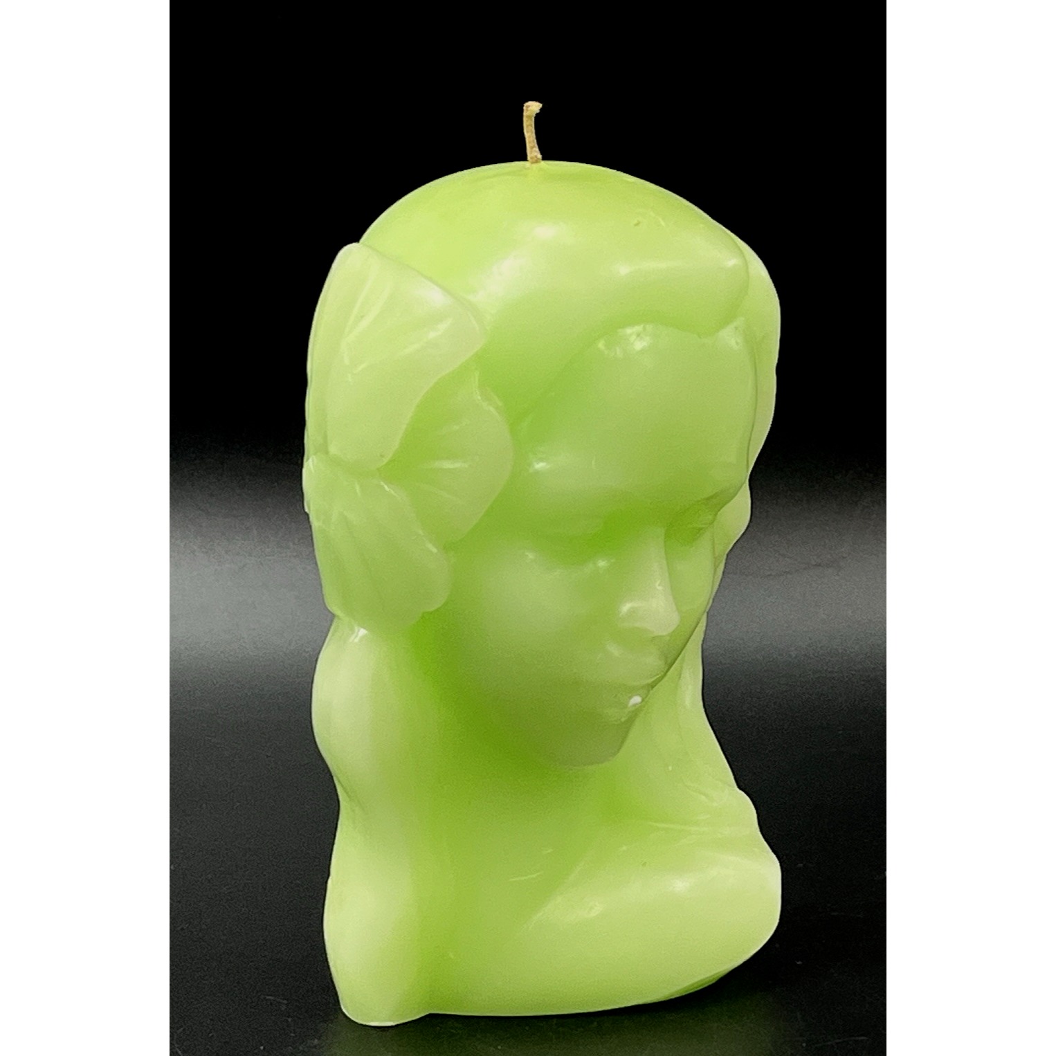 Hawaii Lady Bust Candle Jadeite Color Glows w/ Black Light Tiki Polynesia Flower