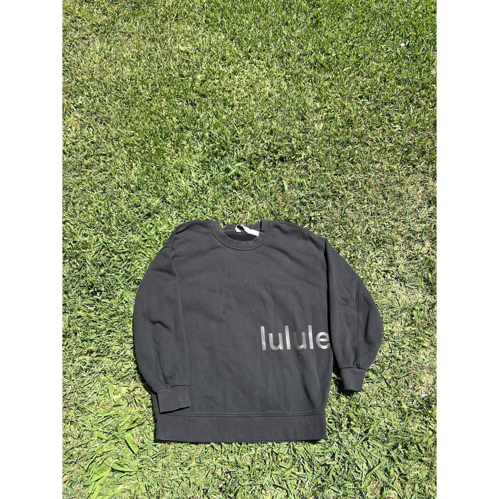 Lululemon Black Oversized Crew Graphic Sweatshirt Womens size 6 (XL)