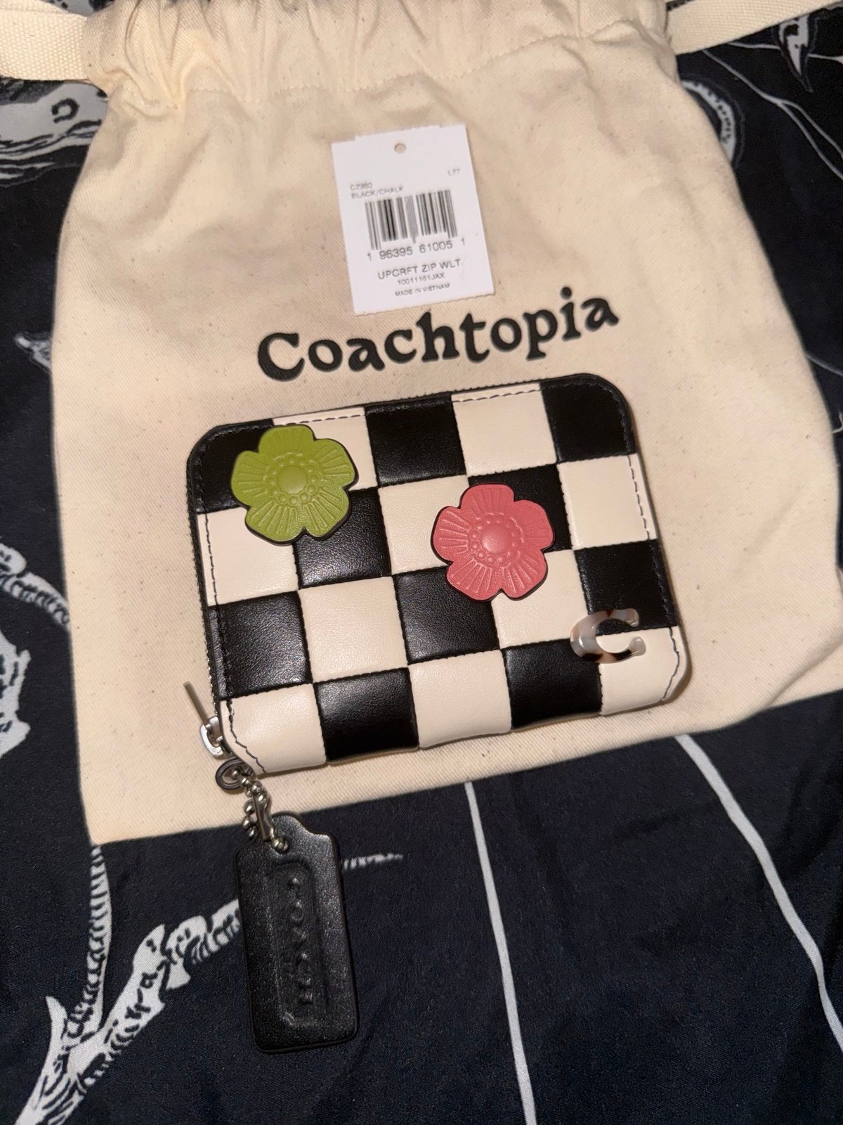 Coachtopia Zip Around Wallet in Checkerboard