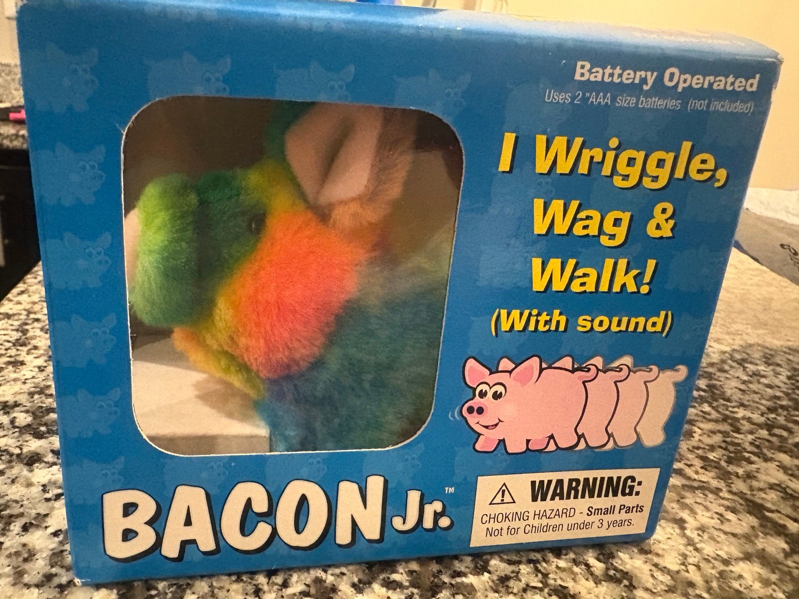 1986 Iwaya BACON Jr Rainbow Pig Piglet Wriggle, Wag & Walk Animated Vintage