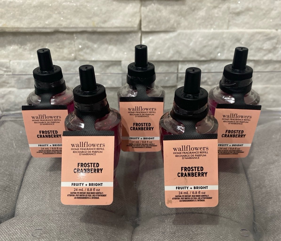 Bath & Body Works Frosted Cranberry Wallflower Refill X5 Bundle