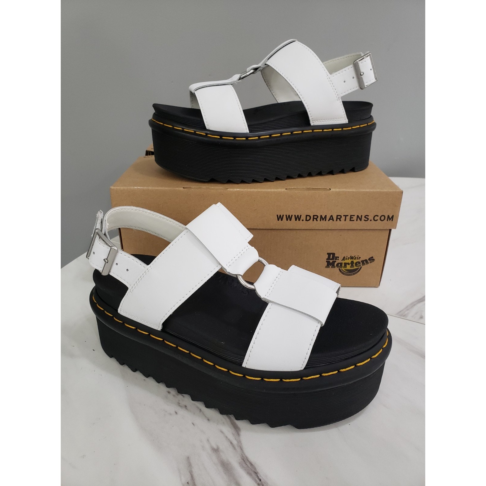 NEW - Dr. Martens FRANCIS LEATHER PLATFORM STRAP SANDALS SIZE 8 Leather