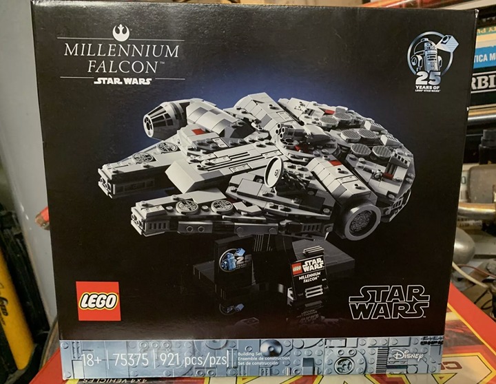 LEGO Star Wars Millennium Falcon A New Hope 25th Anniversary 75375 New