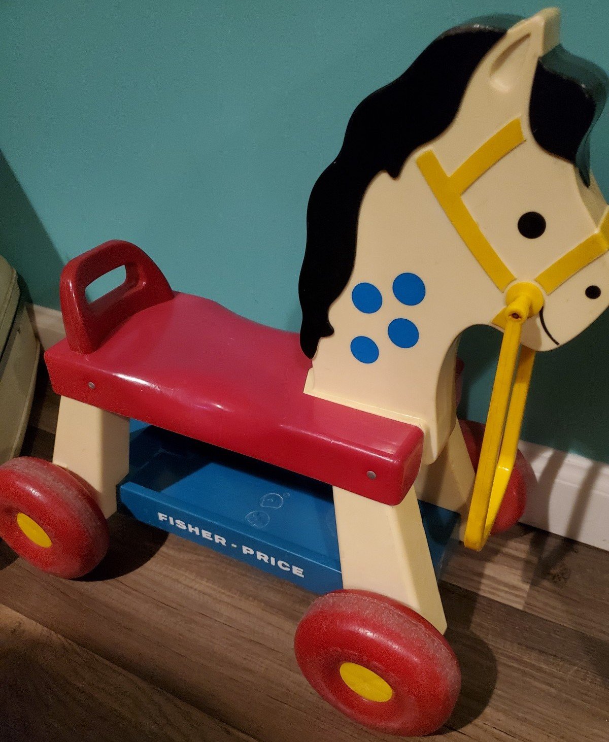 Vintage 1976 Fisher Price Riding Horse Toy 978 Pull Plastic Pony