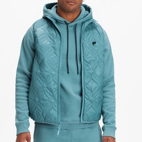Fabletics NWT Men’s Arctic Wave The Loft Water Resistant Nylon Vest XL