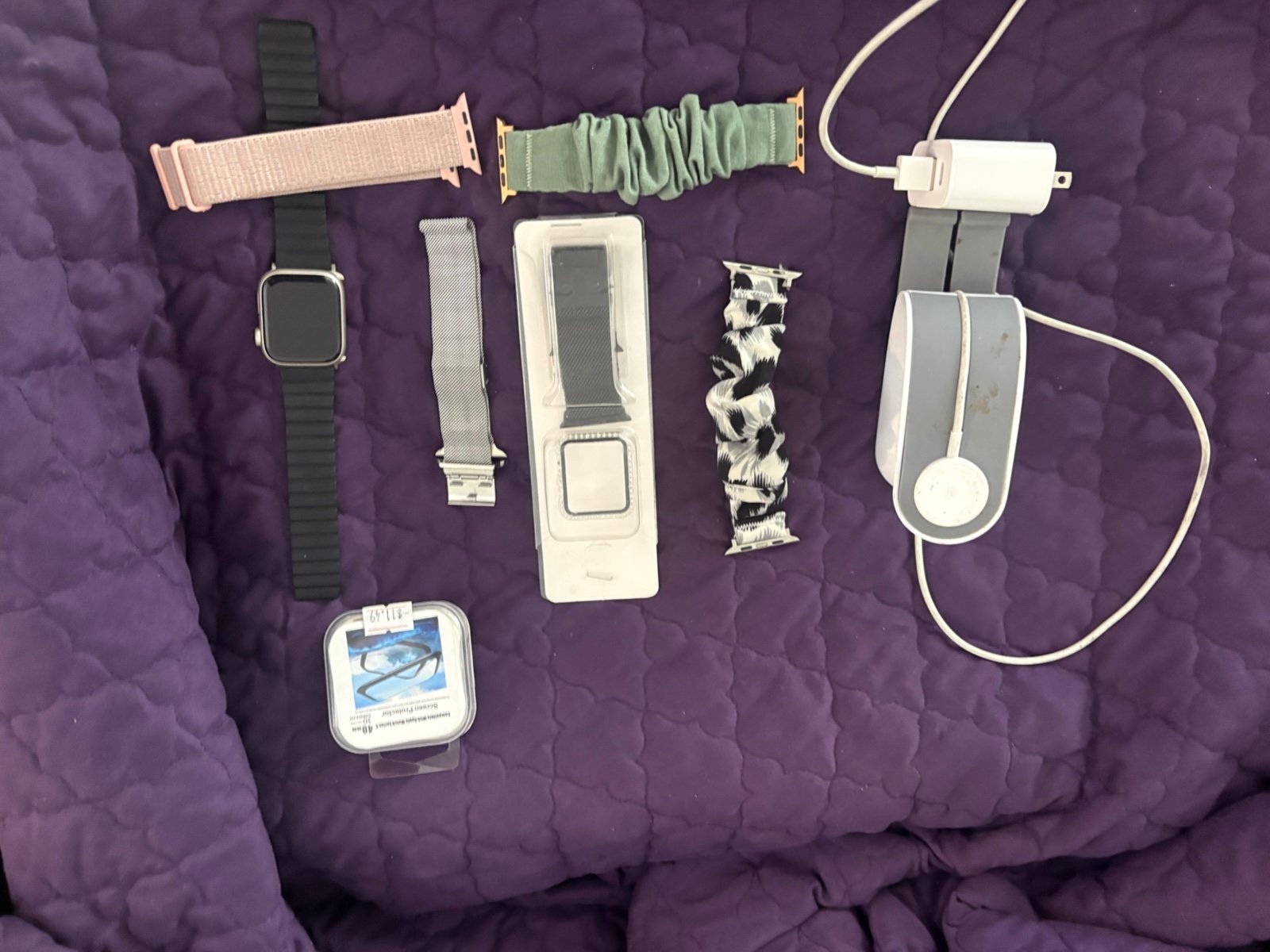 Apple watch series 8. excellent condition