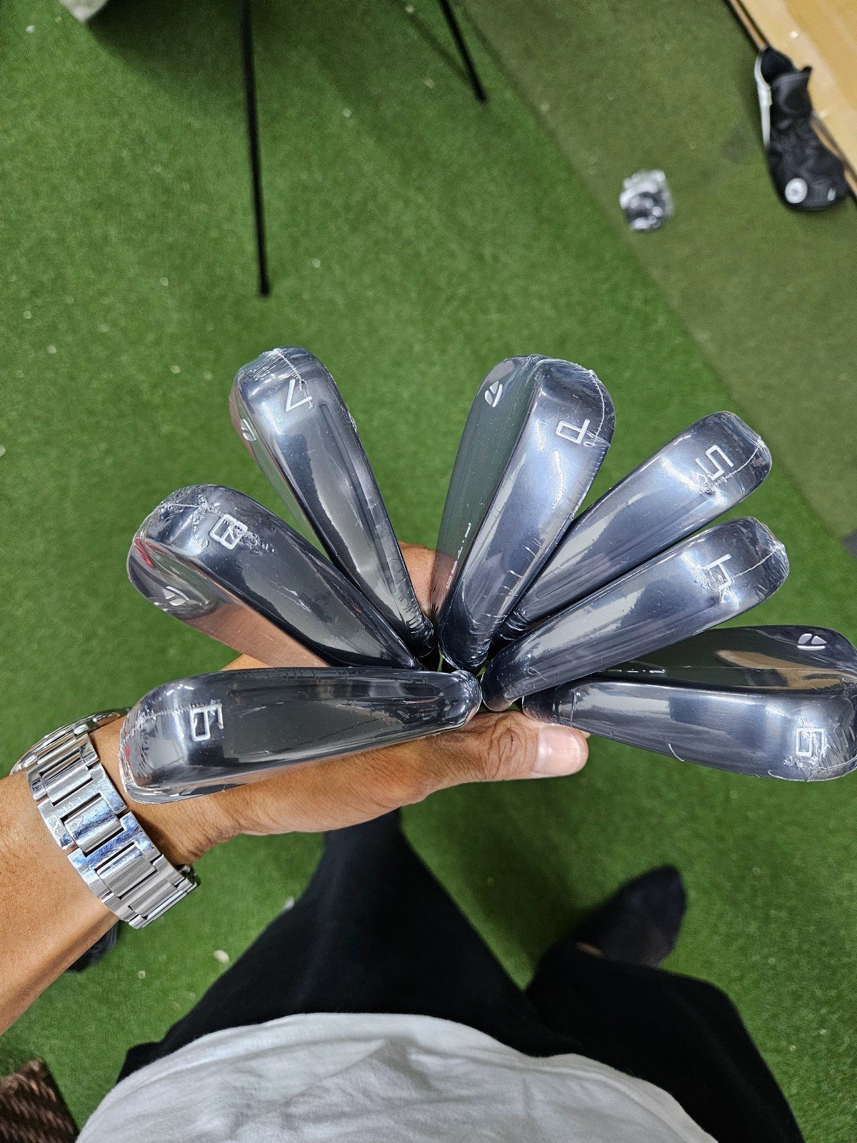 TaylorMade P790 Black Out 4-PW set. Brand new, never used.