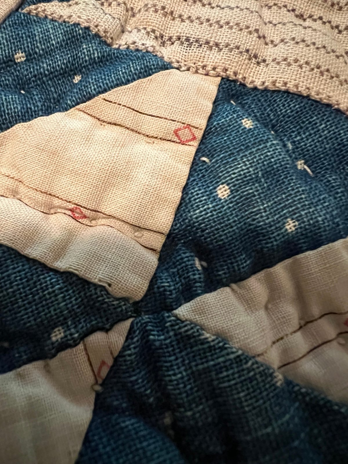 Antique Handstitched Flock Of Geese Quilt 64x68”