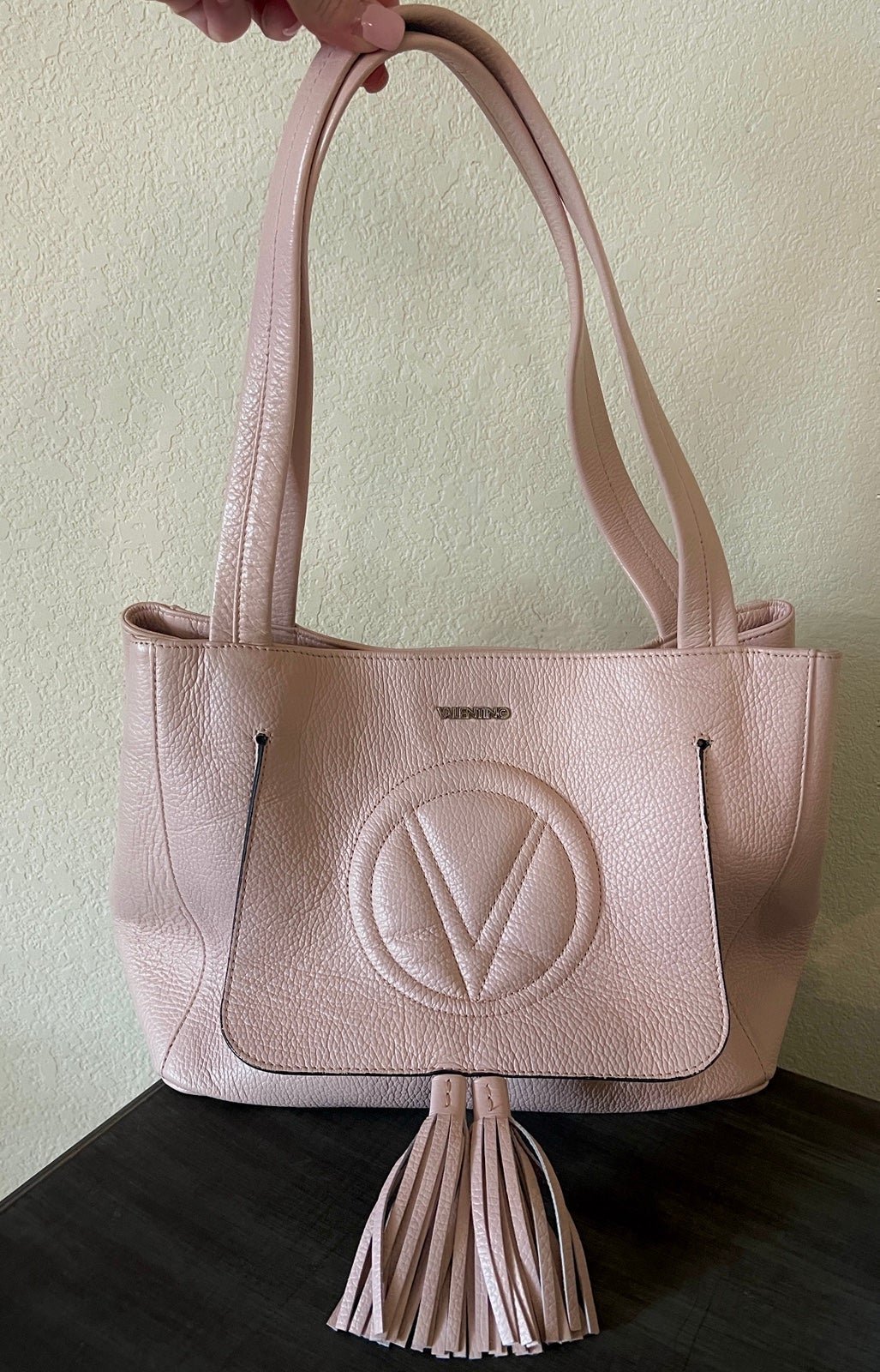 Authentic Valentino Handbag ❤️ “Ollie”