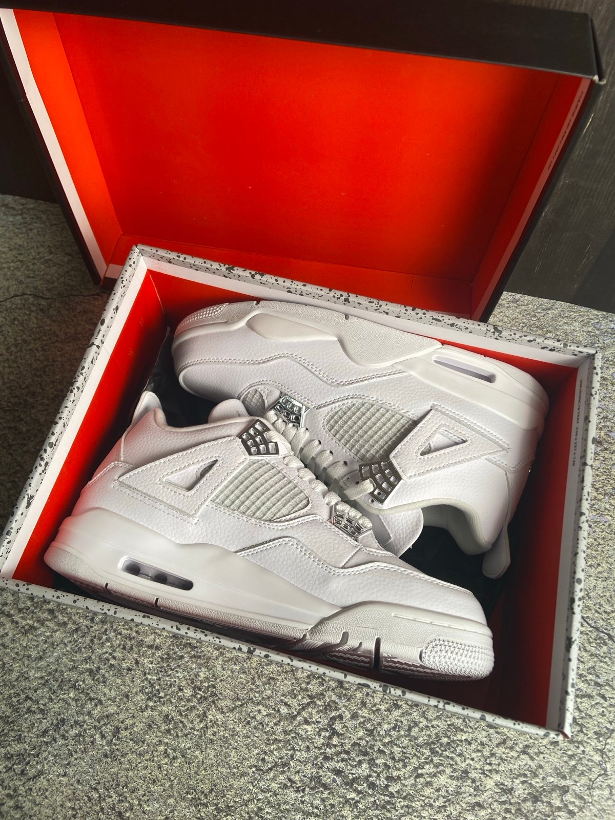 Jordan 4 size 7 Women