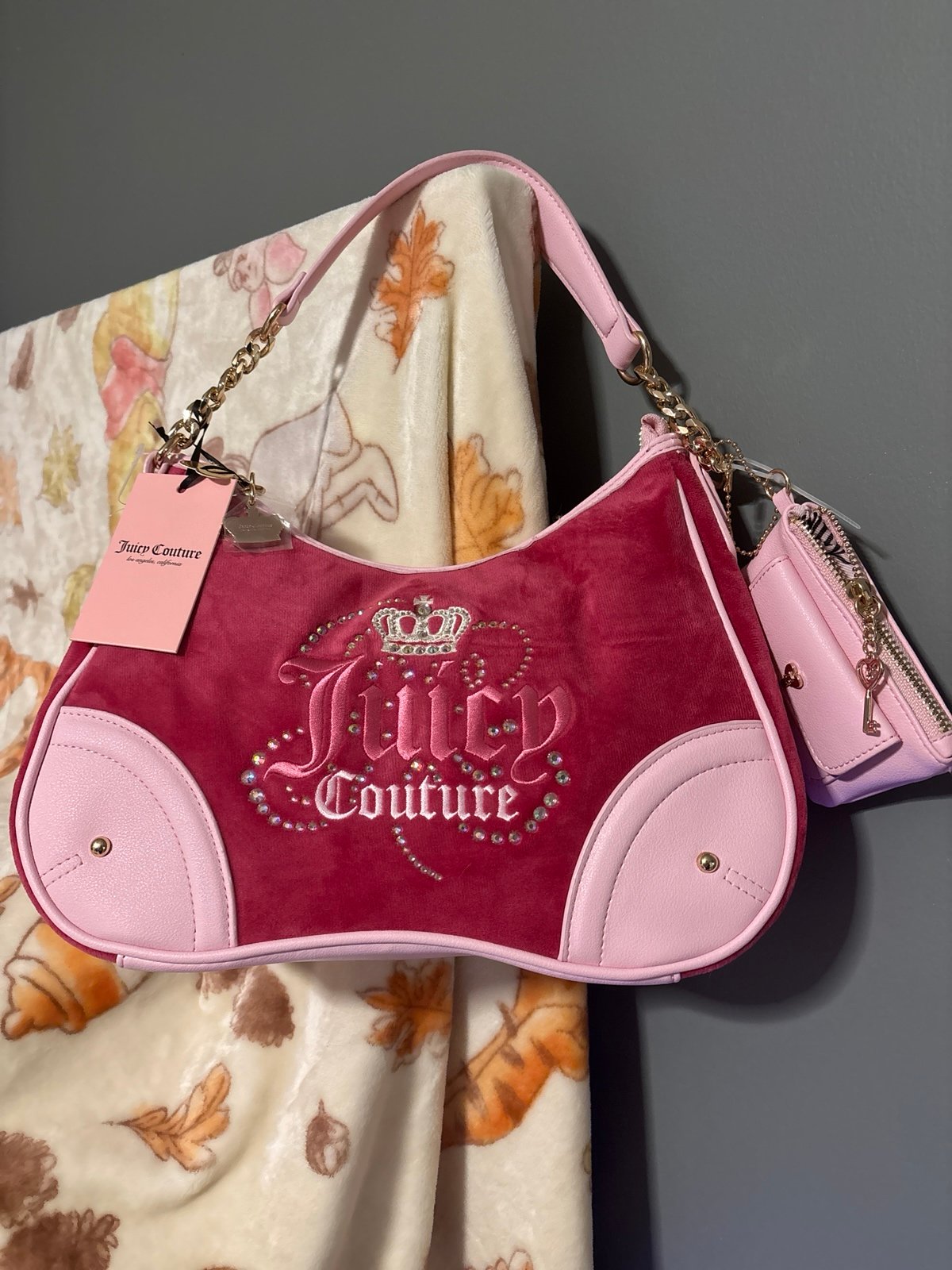 Juicy Raspberry Tart/LT Pink DJuicy Raspberry Tart/LT Pink Dreamy Juicy Shoulder