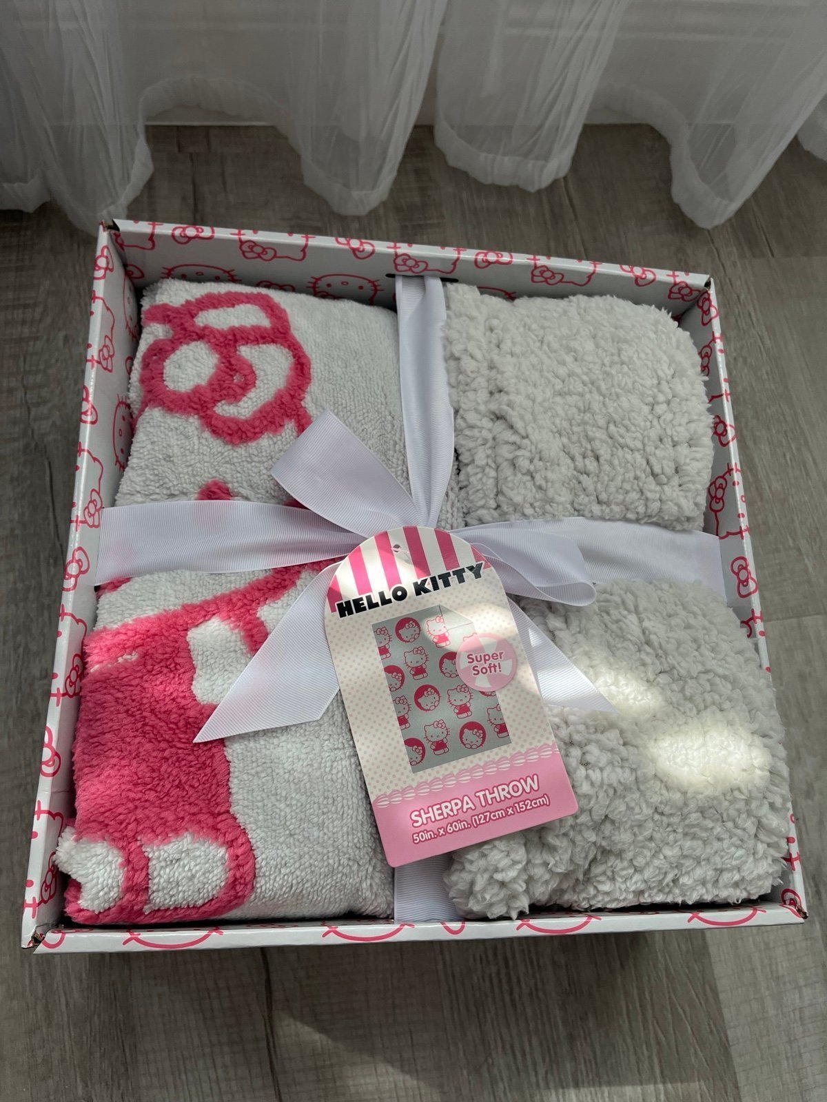 Hello Kitty sherpa blanket