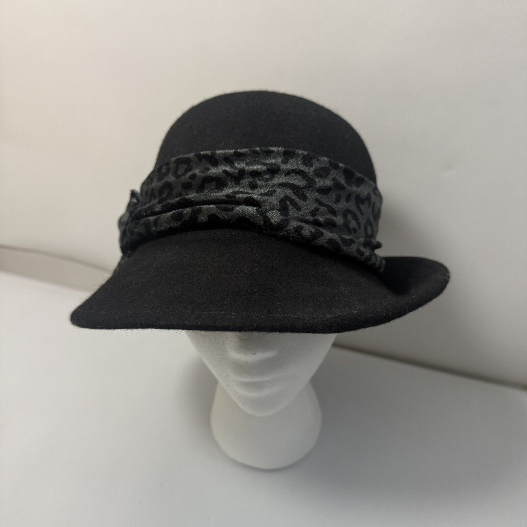 Scala 100% Wool Black Velvet Leopard Band Cloche Hat Women’s One Size