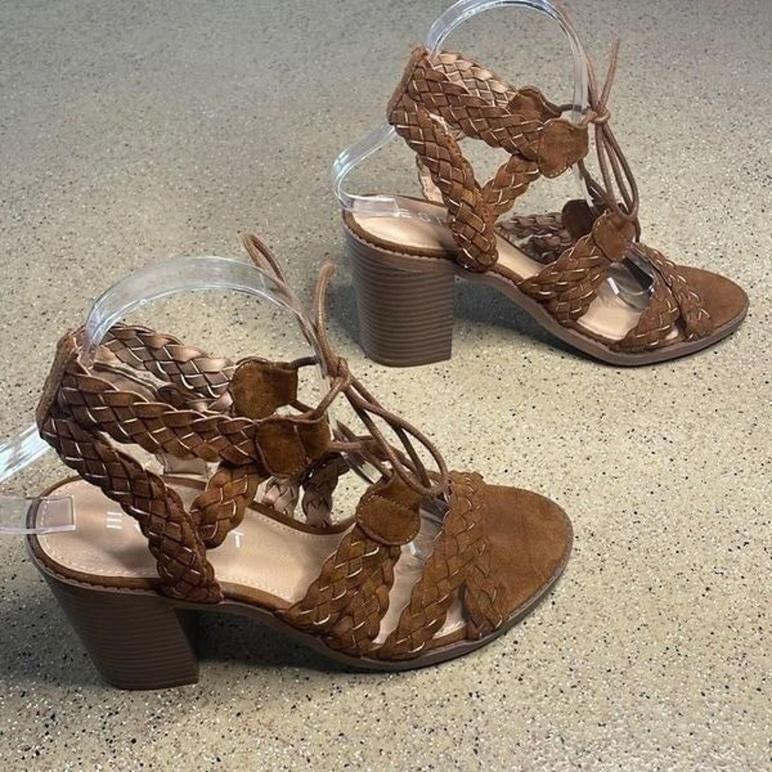 ESPRIT Royale Braided Strap Ankle Tie Sandals 7 Cognac