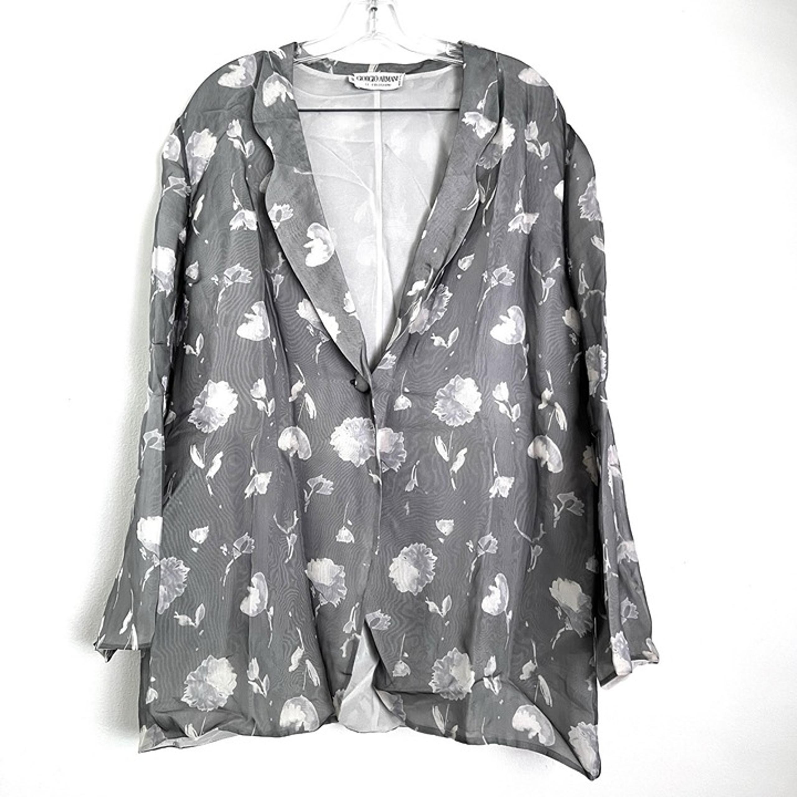 Georgio Armani Size 16 Vintage Silk Jacket Lined Floral Made Italy Button Close