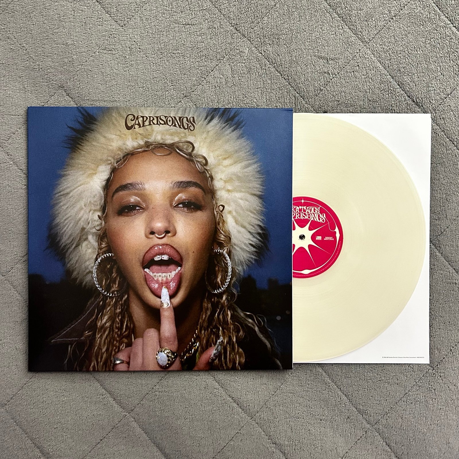 fka twigs - caprisongs vinyl