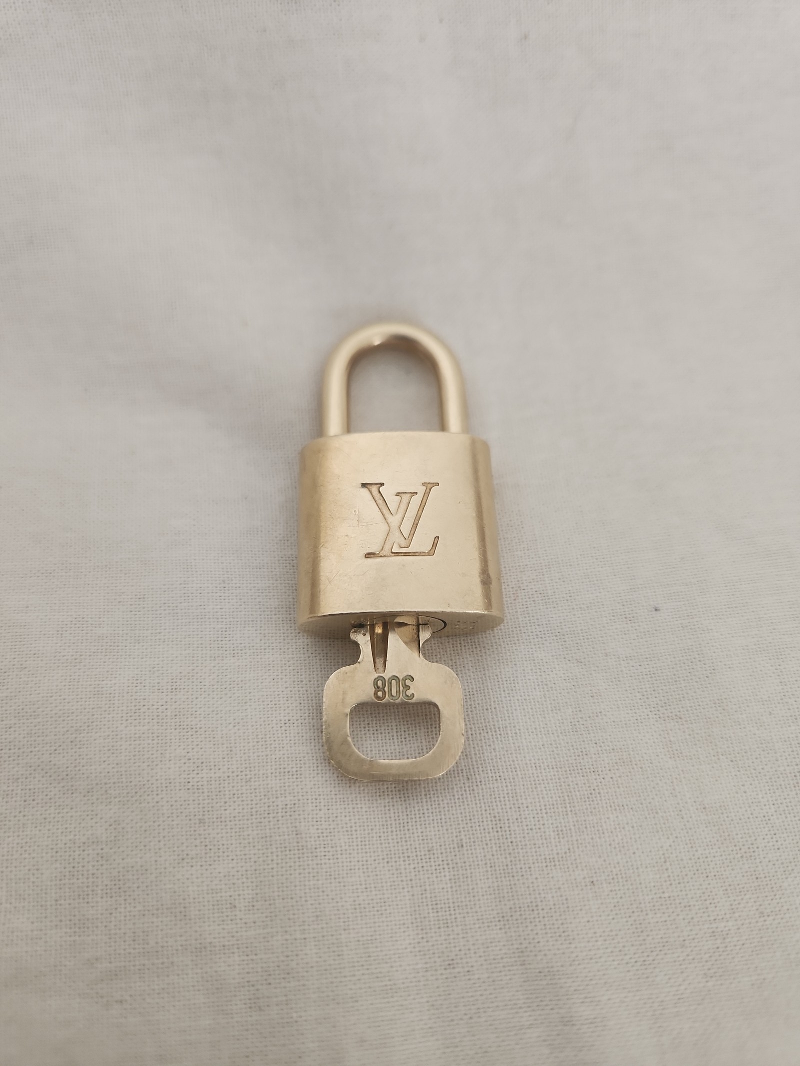 Louis Vuitton Lock and Key #308