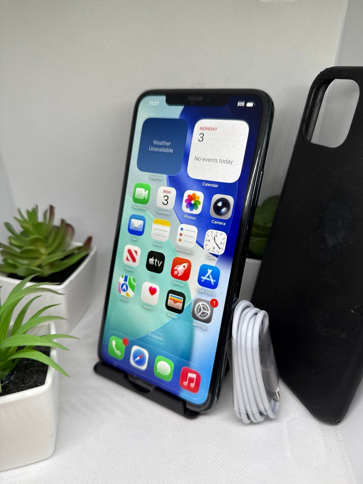 Apple iPhone 11 Pro Max 256GB Unlocked Midnight Green - ANY CARRIER ANY COUNTRY