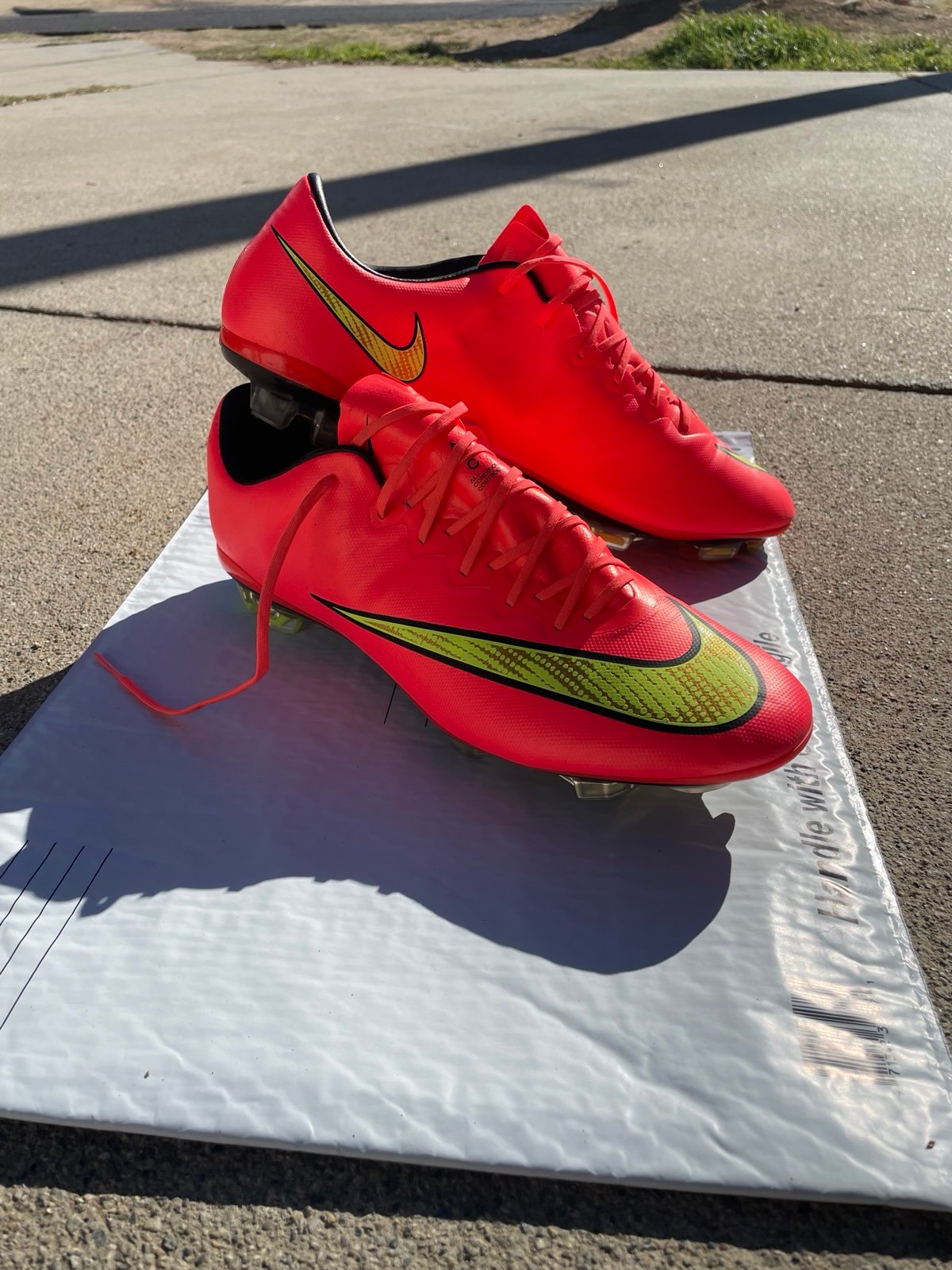 Nike mercurial vapor size 12