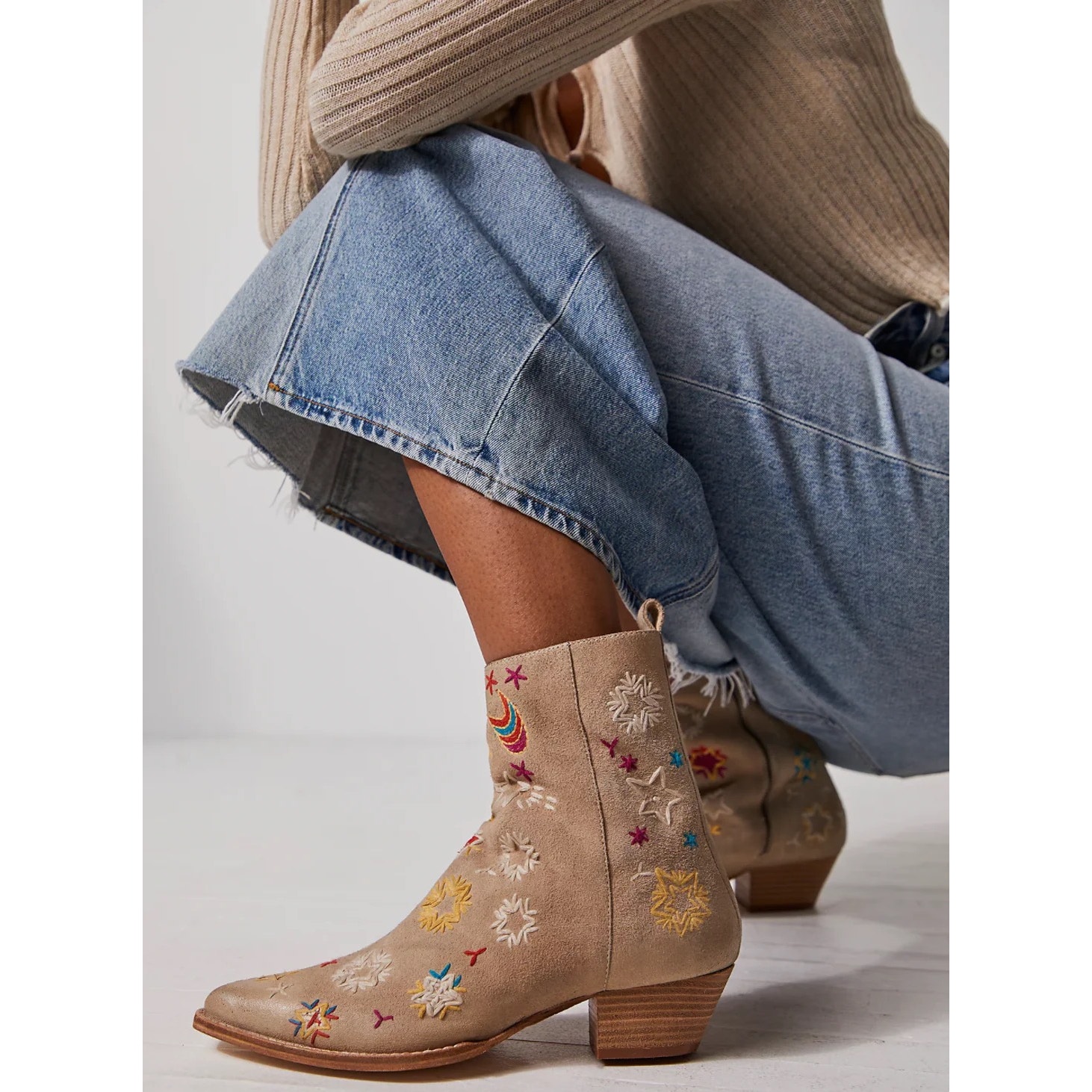 NEW-FREE PEOPLE BOWERS EMBROIDERED WESTERN BOOTS - POINTED TOE Sz:8.5 Ret198