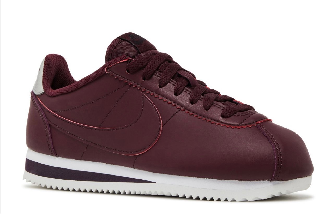 Nike Women’s Cortez Learher Low Top Shoes Size 7.5- Deep Red