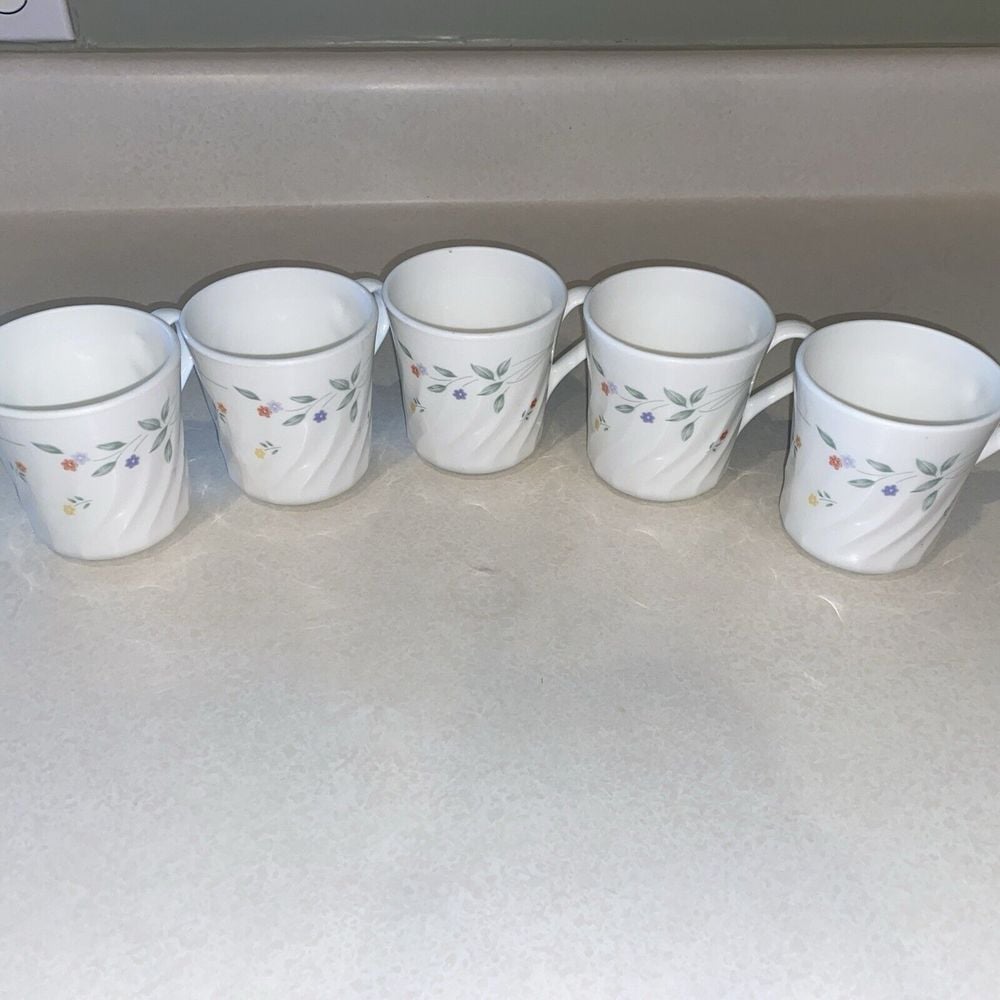 VINTAGE PAIR CORNING WARE #33 WHITE SWIRL MUGS PASTEL FLOWERS 1970S EUC Set Of 5
