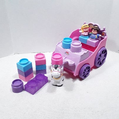 Fisher Price Little People Princess Prince Royal Wedding Carriage Build & Drive