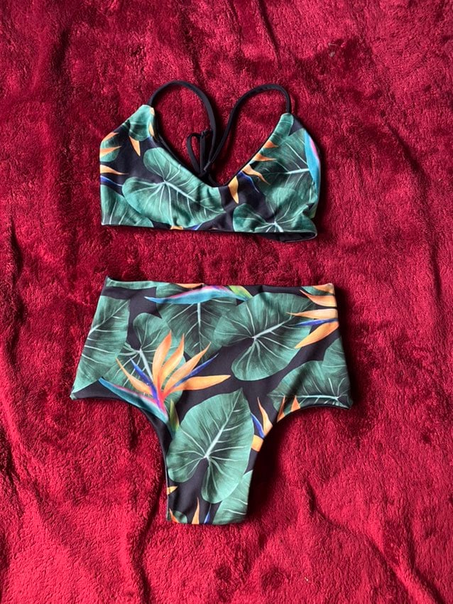 Kalo kini set